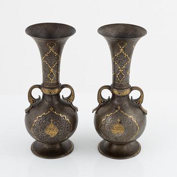 A pair of Persian vases, end of the 19th Century.