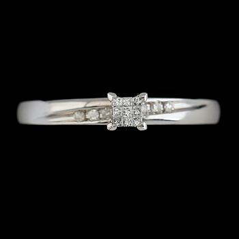 RING OCH ALLIANSRING, 10K vitguld, diamanter tot ca 0.16 ct. Total vikt ca 4 g.