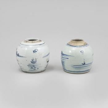 BOJANER, 2 st, porslin, Kina, 1800-tal.