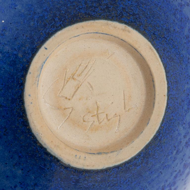 Stig Lindberg, a bowl, and 'Domino' ash tray, Gustavsberg, Sweden.