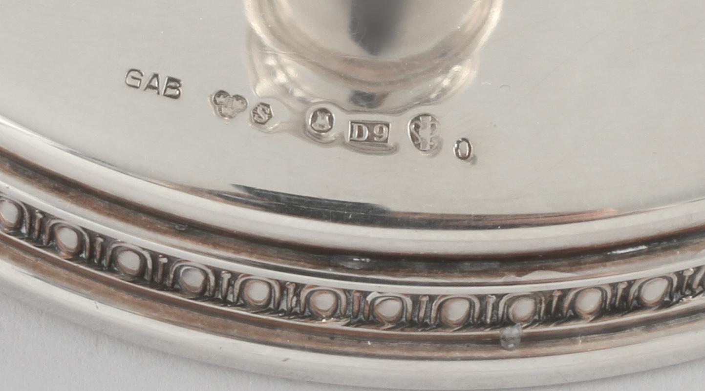 LJUSSTAKAR, ett par, silver, C G Hallberg, Stockholm, 1954. Vikt 591 g.