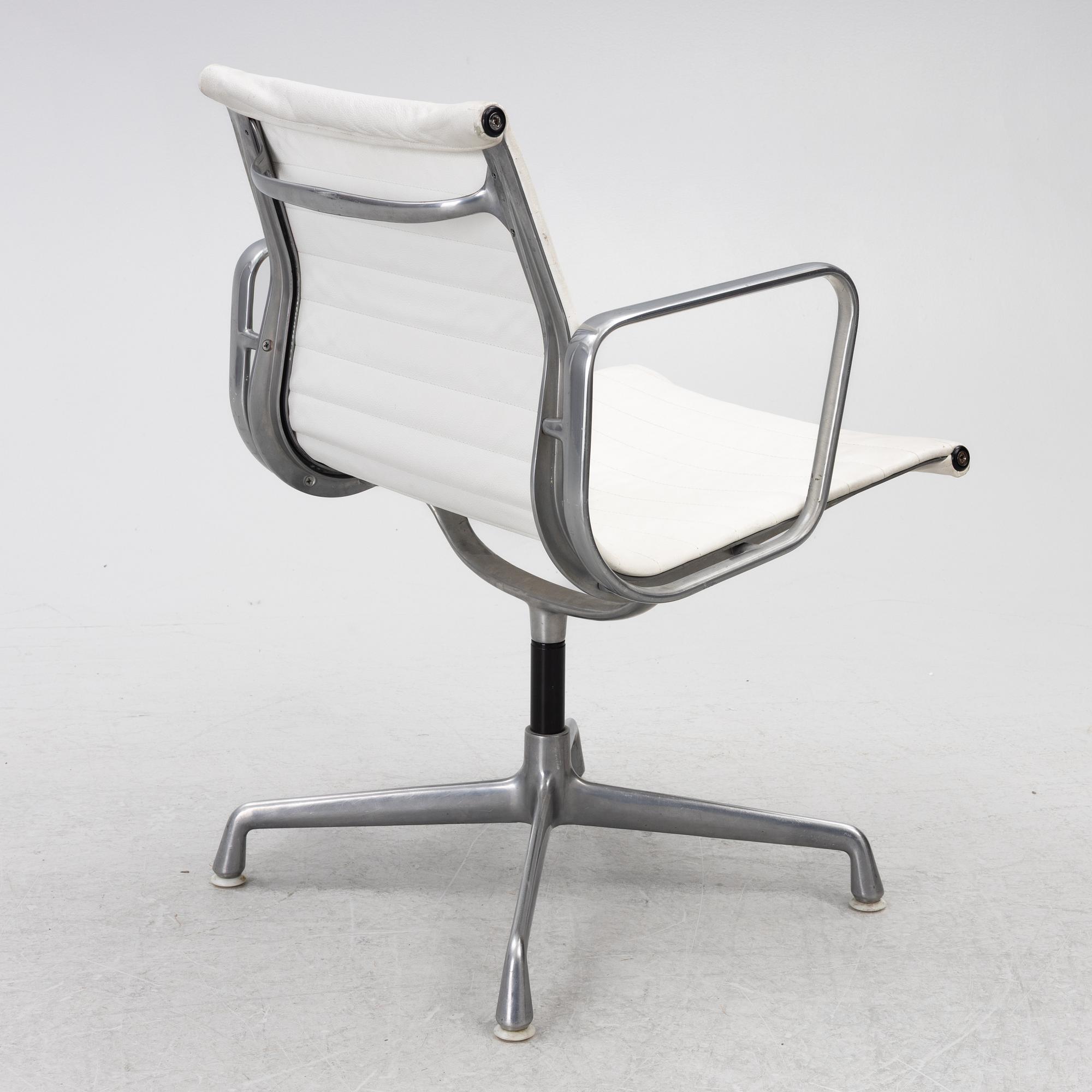 Charles & Ray Eames, Desk chair, "938-138", Herman Miller.