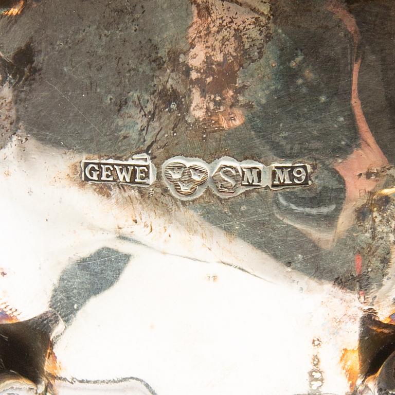 Sugar bowl and cream jug silver Rococo style Gewe Malmö 1962.