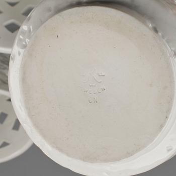 YTTERFODER, 5+1st, stengods, Gunnar Nylund, Rörstrand samt en Gustavsberg, 1900-talets andra hälft.