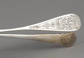STRÖSKEDAR, 2 st, silver, bl.a Moskva Ryssland, 1889. Vikt 115 g.