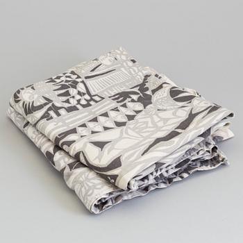 STIG LINDBERG, textil, 5 delar, "Comedia", "Vågorna" samt "Avena", Nordiska Kompaniet, Stockholm.