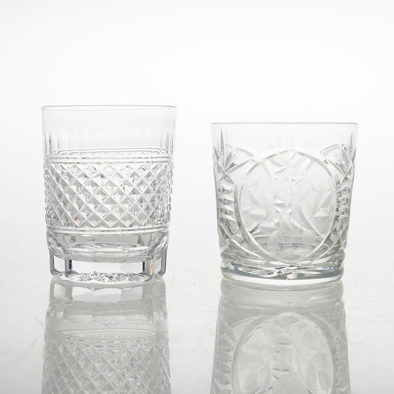 BÅLSKÅL, KARAFF och 87 st GLAS, glas.
