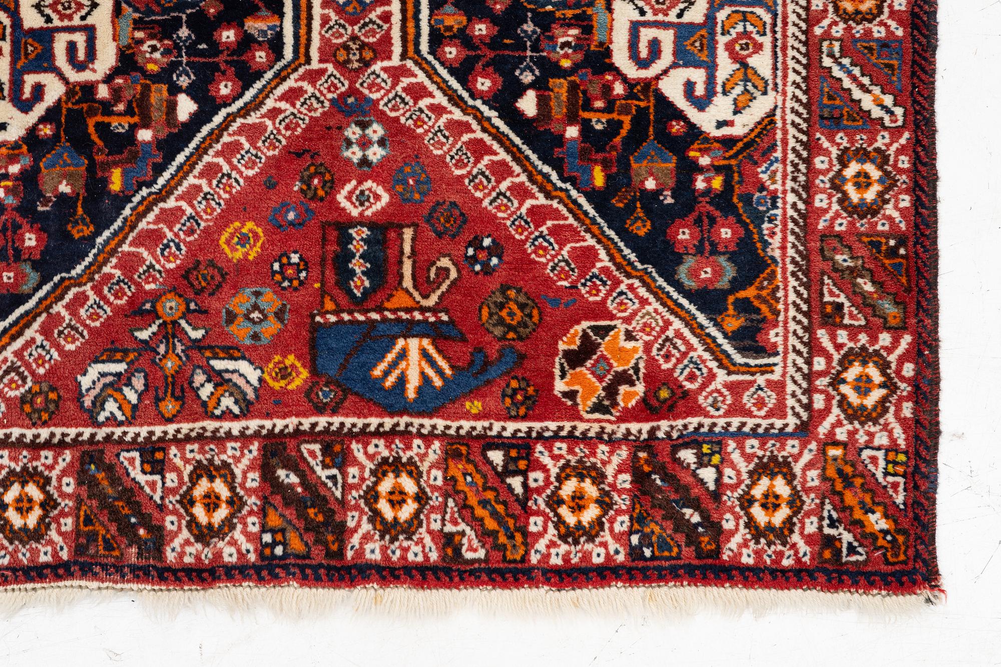 Carpet, Qashgai, approx. 250 x 170 cm.