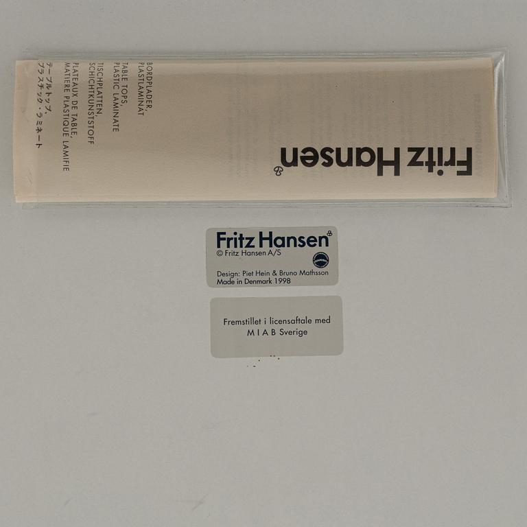 Bruno Mathsson & Piet Hein, matbord, "Superellips", Fritz Hansen, Danmark, 1998.