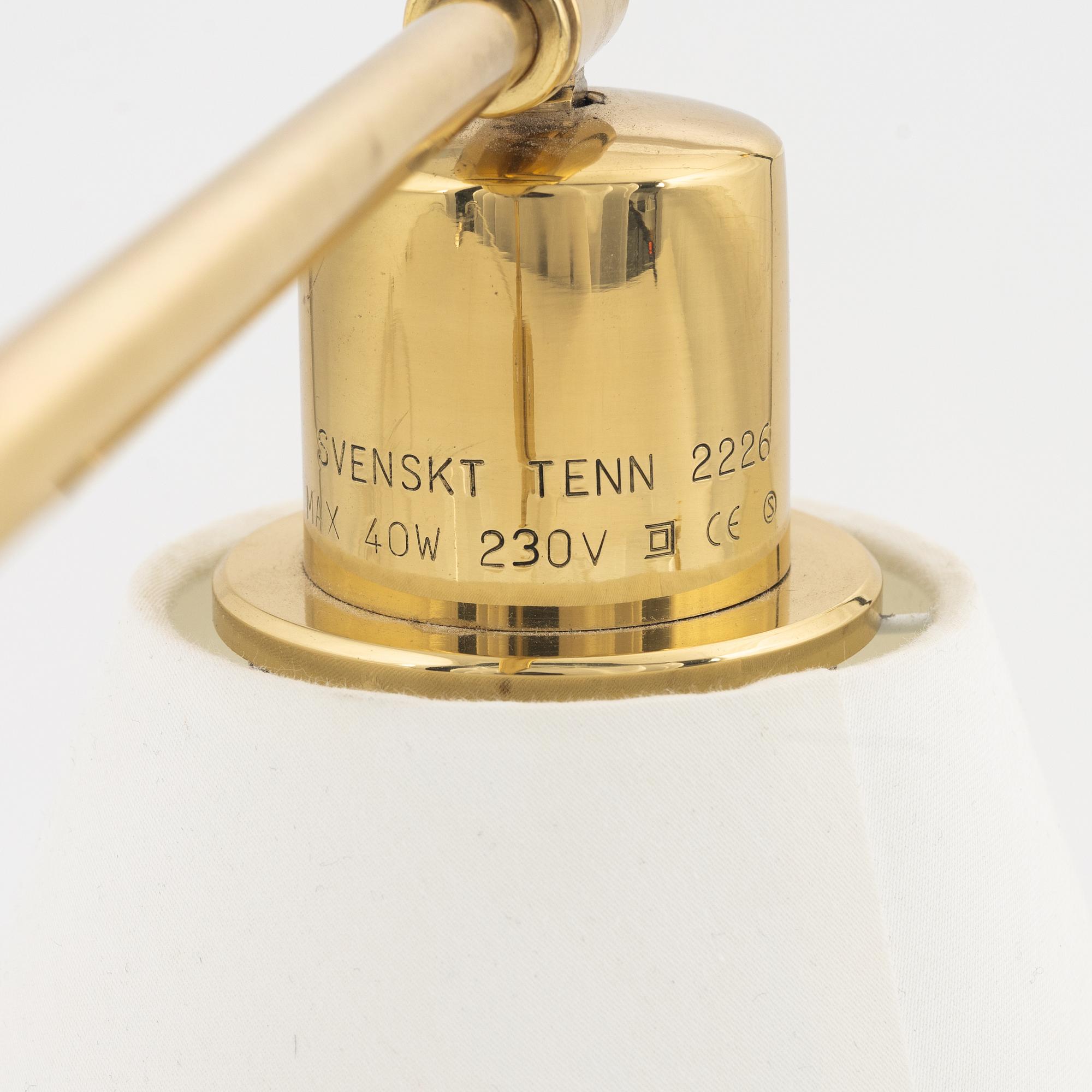 Josef Frank, a pair of model '2226' brass wall lights, Firma Svenskt Tenn.