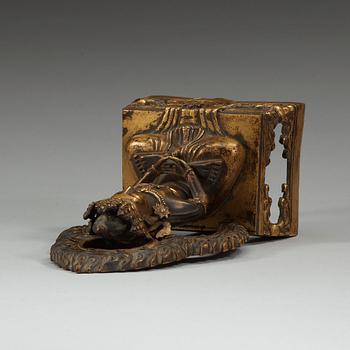 BODHISTTVA, förgylld brons. Qing dynastin med Qianlongs märke och period, daterad 1770.
