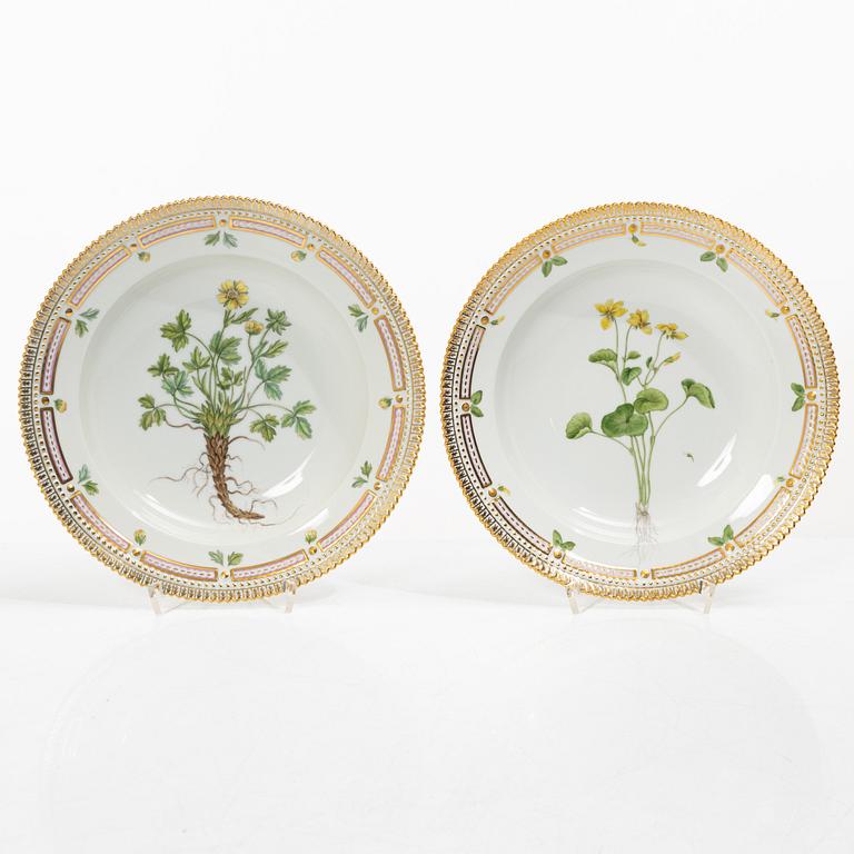 Royal Copenhagen, seven plates, 'Flora Danica', Denmark.