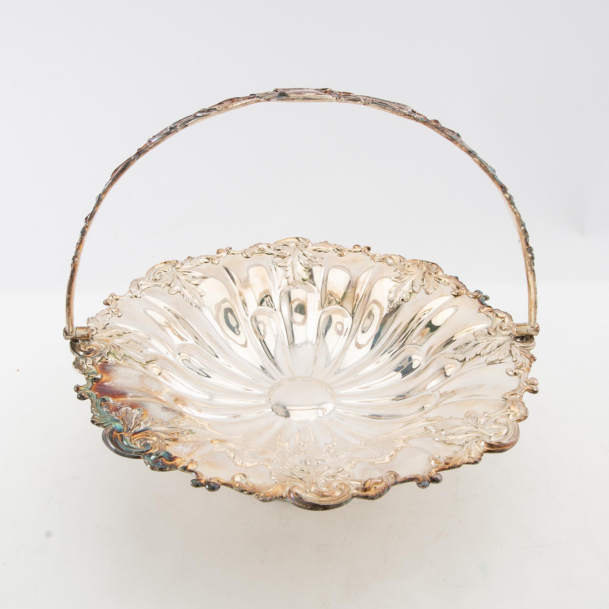 Bread plate Rococo style, silver plate, 20th century.