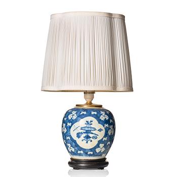 A blue and white jar mounted as a lamp, Qing dynasty, 18th Century.