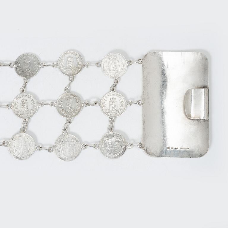 Brudbälte med äldre mynt, silver, CG Hallberg, Stockholm 1930.