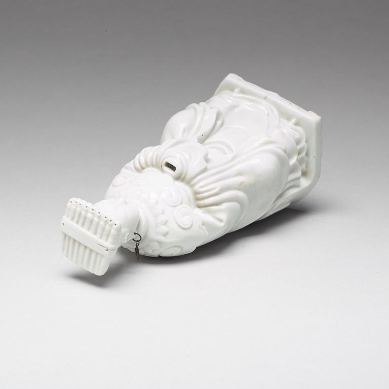 A blanc de chine figure of a deity, Qing dynasty, 19th Century.