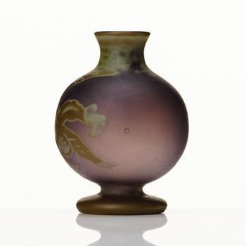 Betzy Ählström, an Art Nouveau cameo glass vase, Reijmyre glassworks Sweden 1902, Nr 65.