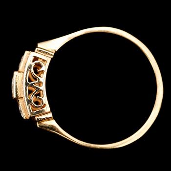 RING, 18 k guld, Alton, med briljanter tot 0.44 ct TW.