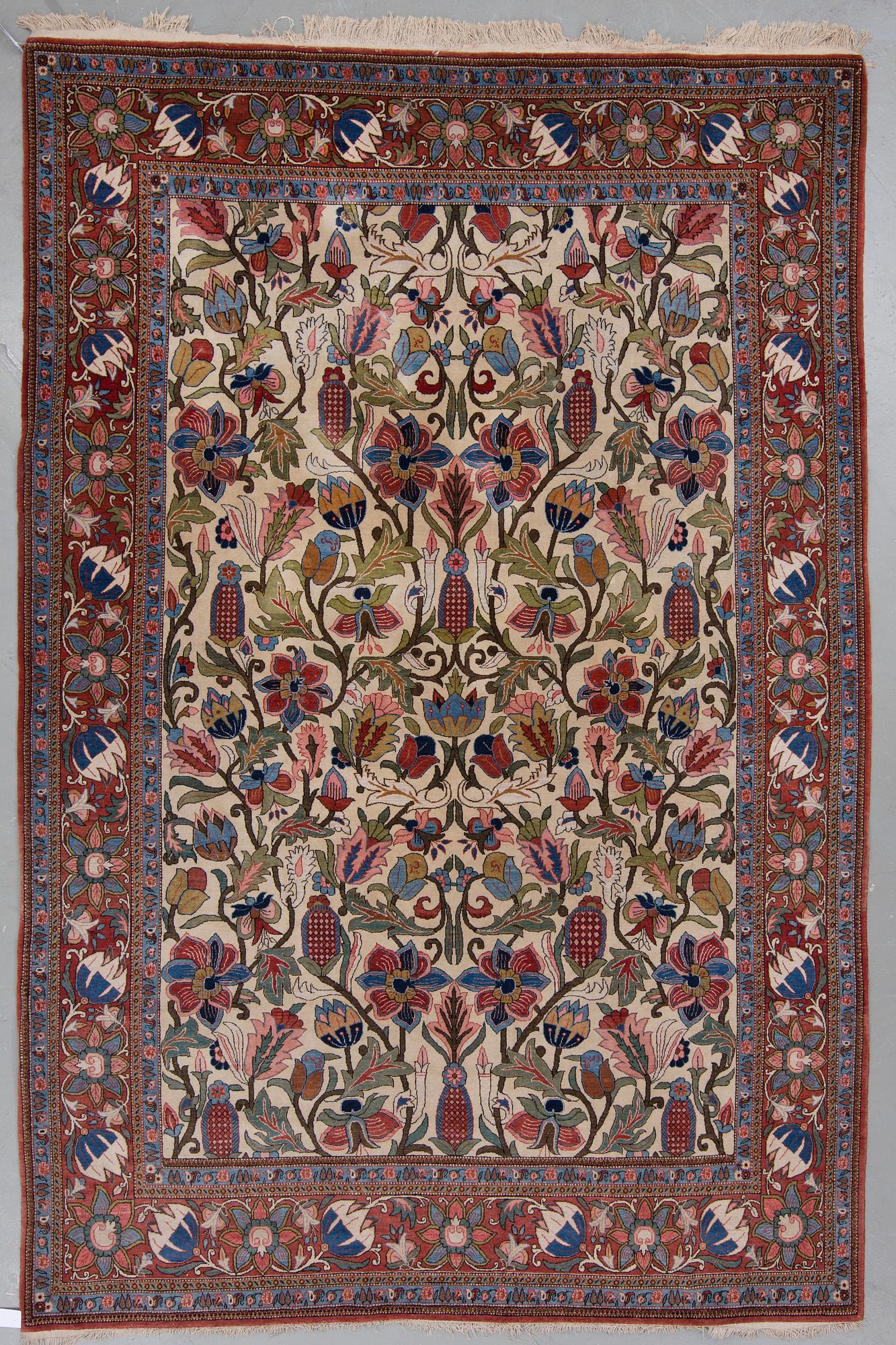 MATTA, orientalisk old. Ca 315x210 cm.