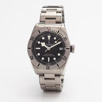 Tudor, Black Bay, 200m, rannekello, 41 mm.