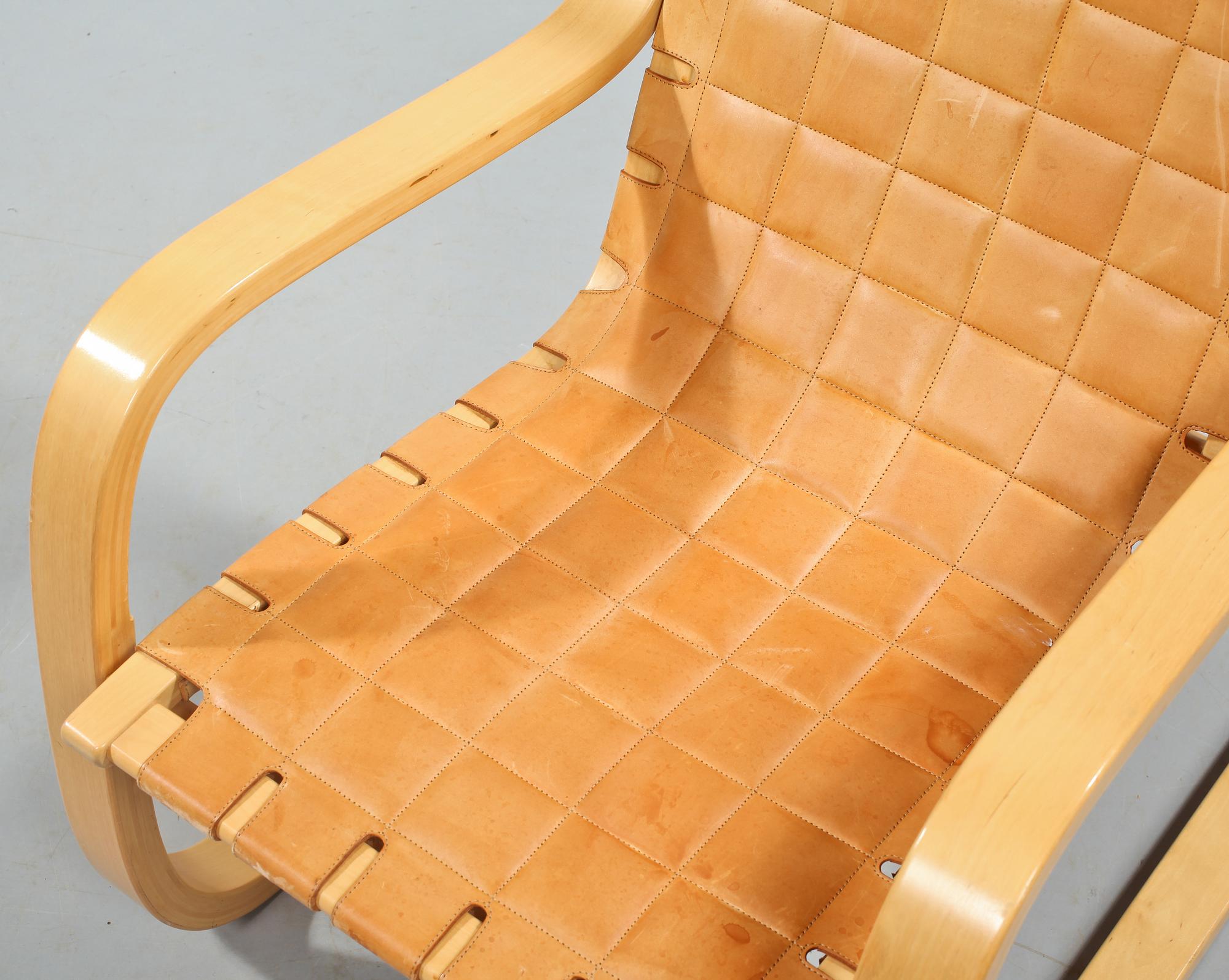 FÅTÖLJ, "modell 406", Alvar Aalto, modellen formgiven år 1947.