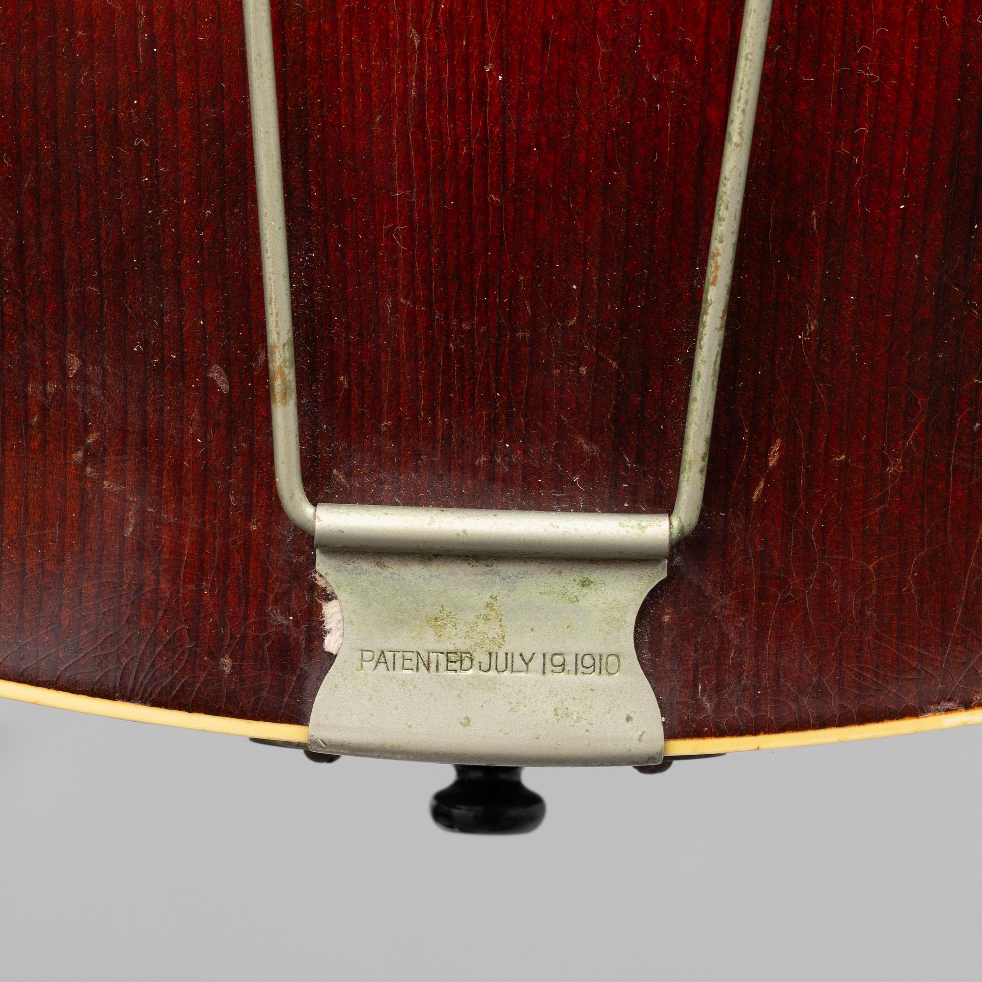 Gibson, Gibson, "L-4", acoustic guitar, 1928, USA.