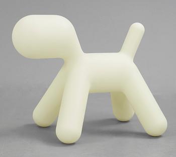 HUND, plast. Eero Aarnio, Me Too collection, Magis Italien.