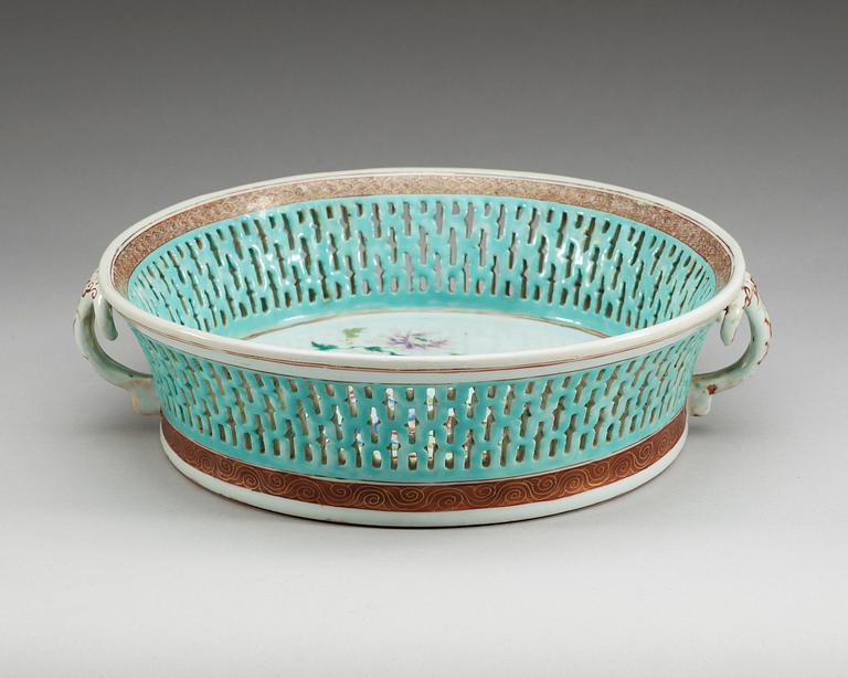 A famille rose chestnut basket, Qing dynasty, Qianlong (1736-95).