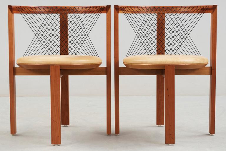 STOLAR, ett par, "String Chair", Niels Jörgen Haugesen, Danmark, 1970-tal.