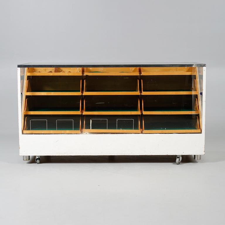 KÖPMANNADISK, Hem och Butiksinredningar, Bruzaholm, 1950/60-tal.