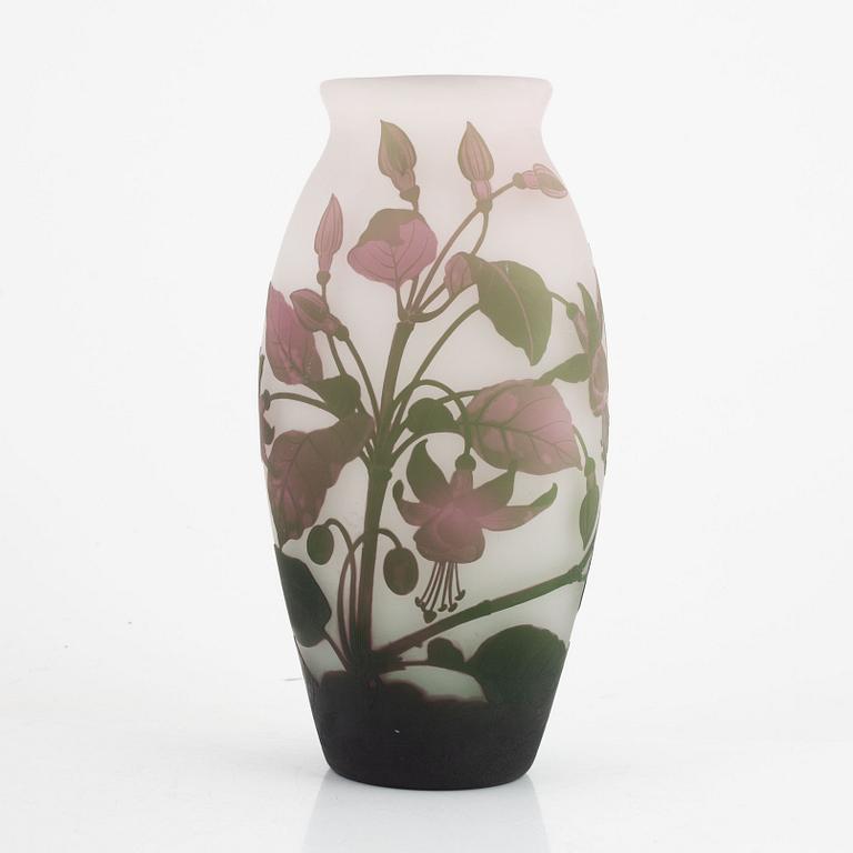 An Art Nouveau cameo glass vase, Arsale, early 20th Century.