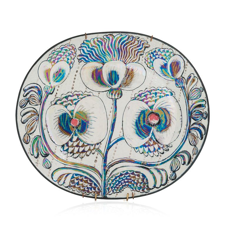 Birger Kaipiainen, a stoneware decorative dish signed Kaipiainen Arabia.