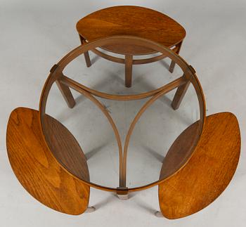 SOFFBORD, 4 del, England, 1900-talets andra hälft.