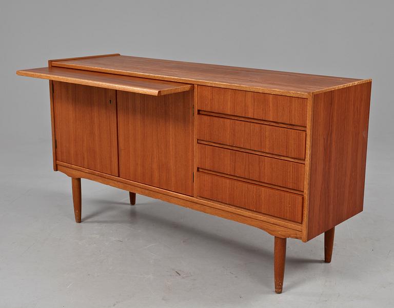 SIDEBOARD, 1950-tal.