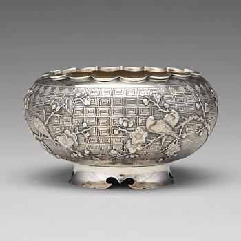 737. A Chinese silver bowl, Wang Hing & Co, early 20th Century.