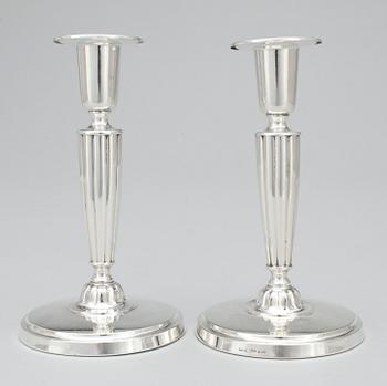 LJUSSTAKAR, silver, ett par, CG Hallberg, Stockholm 1954.