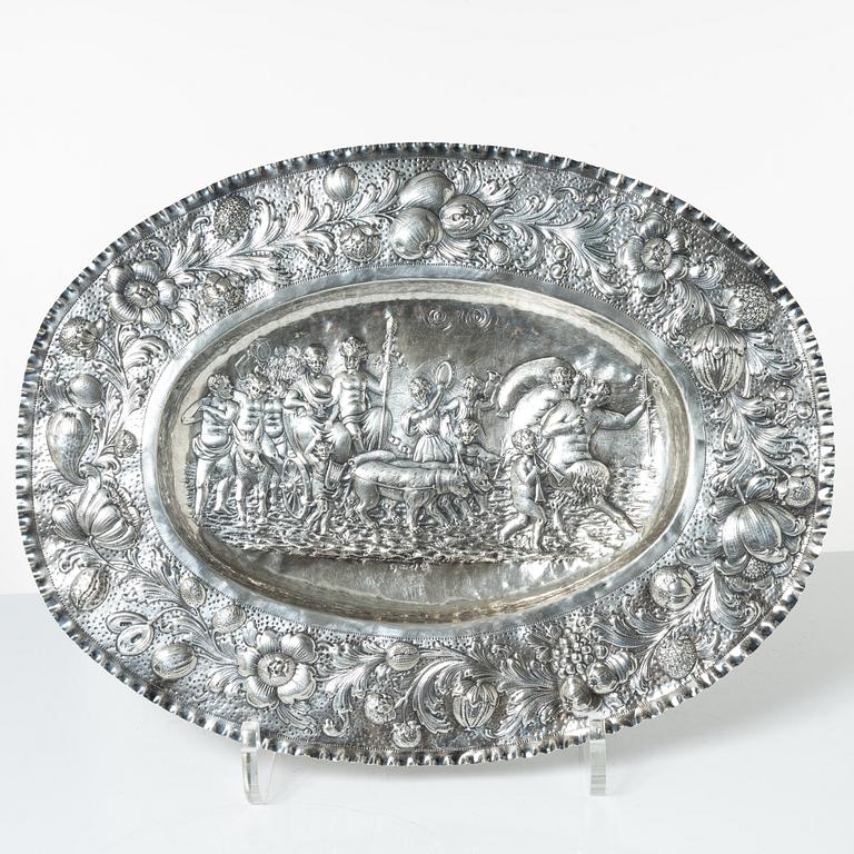 Presentation plate, silver, Baroque style, pseudo-hallmarks, circa 1900.