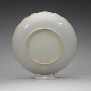 A five piece set of Swedish armorial porcelain, Qing dynasty, Qianlong (1736-95).