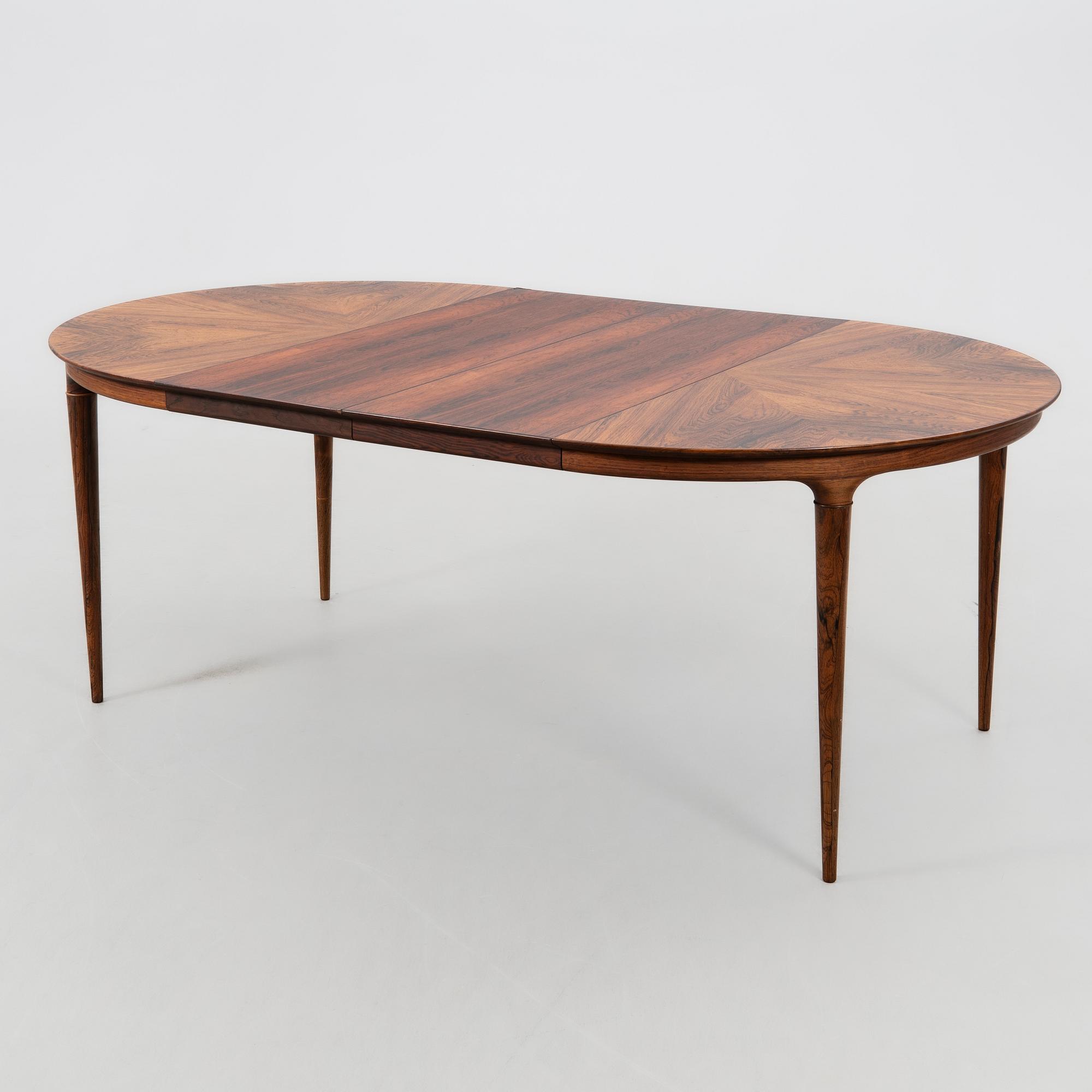 Svante Skogh, Dining table, "Cortina", Seffle Möbelfabrik, 1960s.