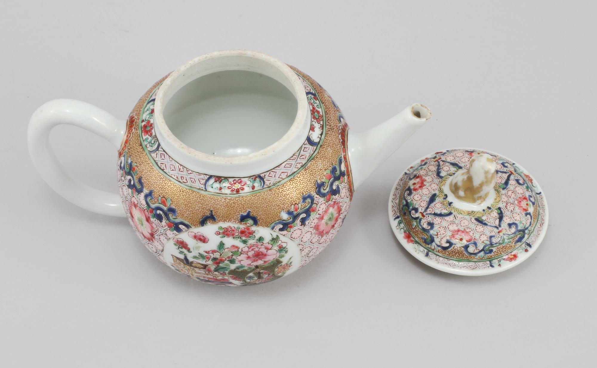 TEKANNA, porslin, Kina, 1700-tal.
