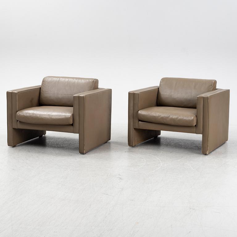 Jürgen Lange,  a pair of 'Studio' leather lounge chairs from Walter Knoll, Germany.
