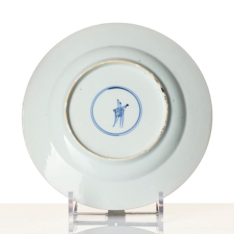 Tallrik, porslin. Qingdynastin, Kangxi (1662-1722).