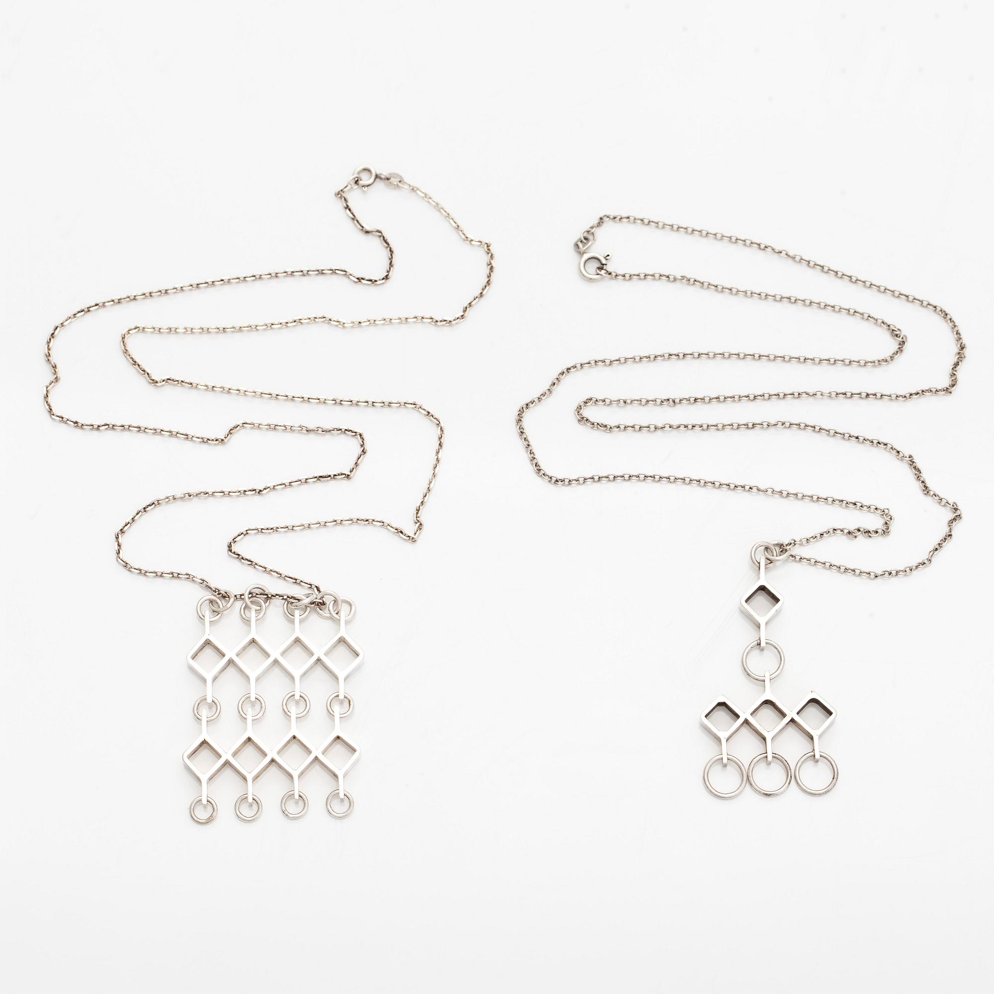Jorma Laine, a set of two silver pendants, a bracelet and a brooch. Kultateollisuus Oy, Turku 1965-1972.