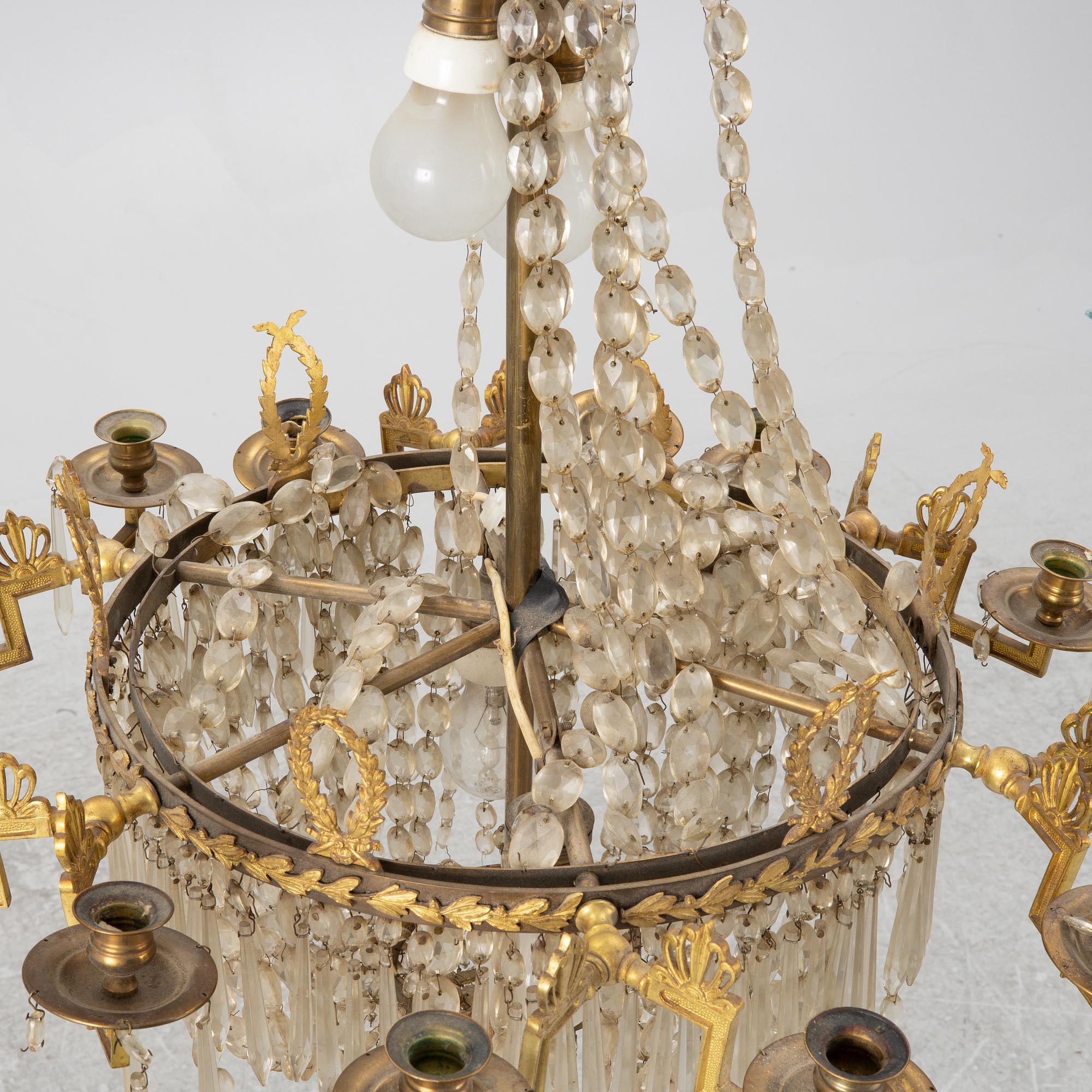 A chandelier, circa 1900.