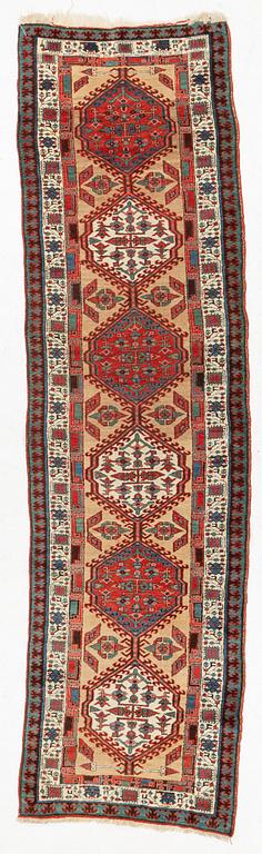 A runner carpet, Sarab, c. 323 x 90 cm.