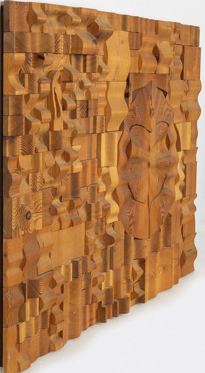 Gunnar Kanevad, relief, wood, signed and dated 197?.