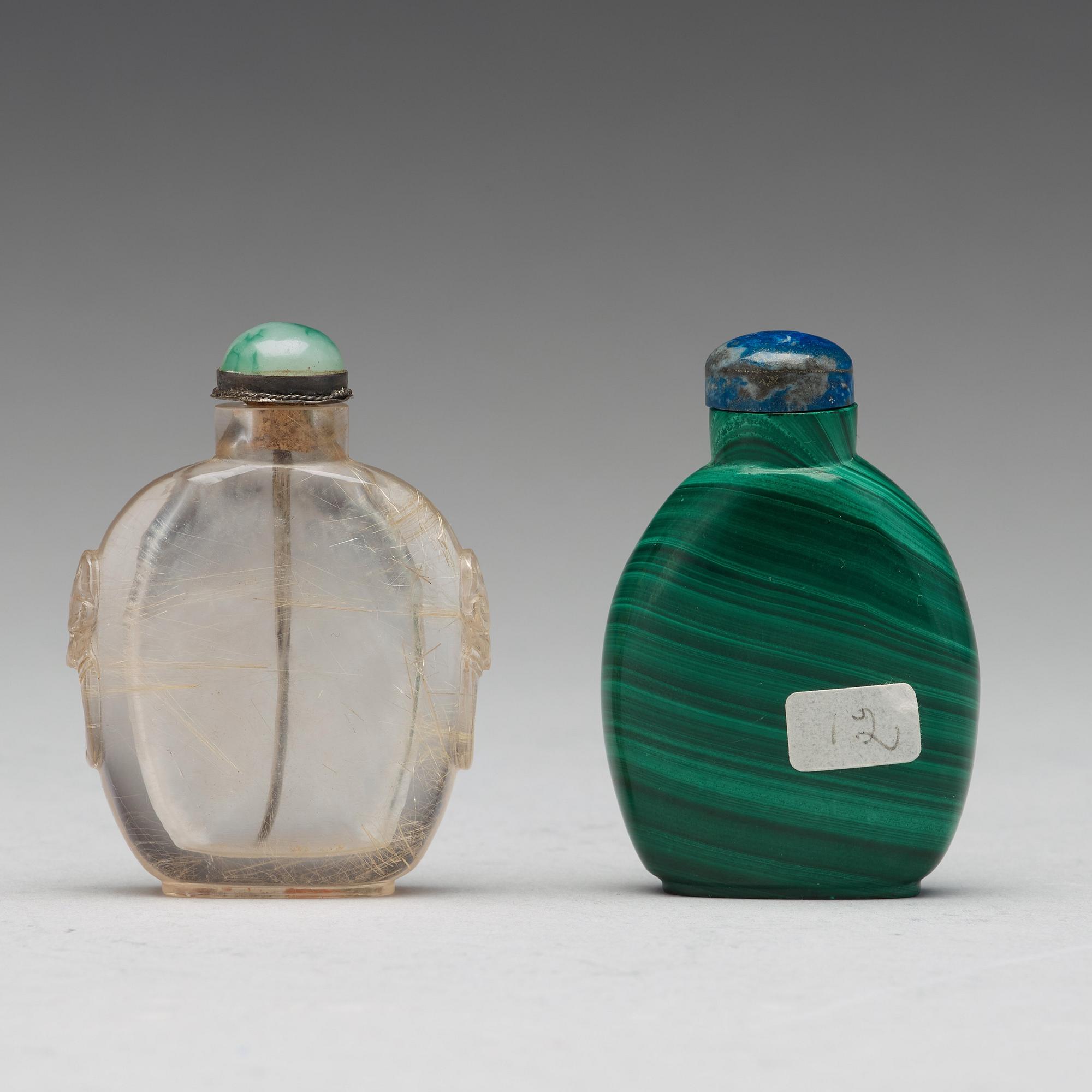 Two Chinese snuff bottles, Qing dynasty, 19th Century.