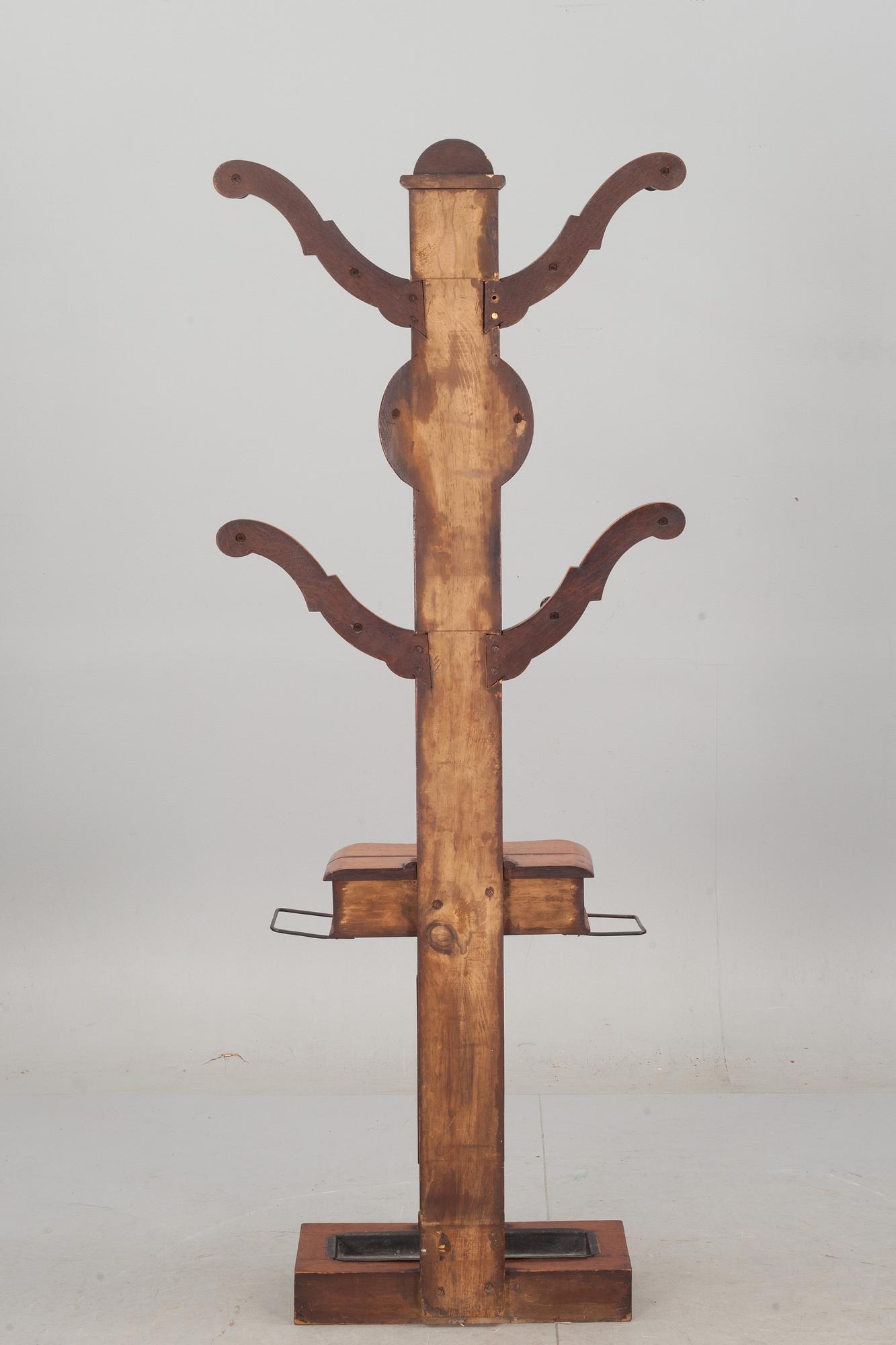 HALLMÖBEL, omkring 1900.