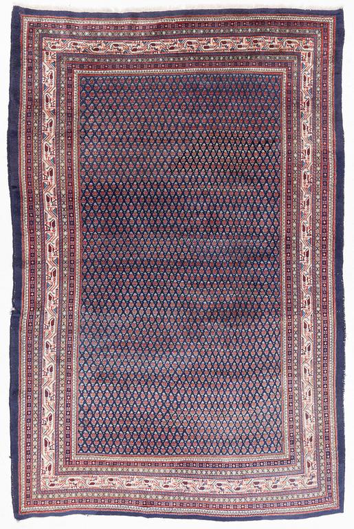 A carpet, Pakistan, ca 320 x 208 cm.