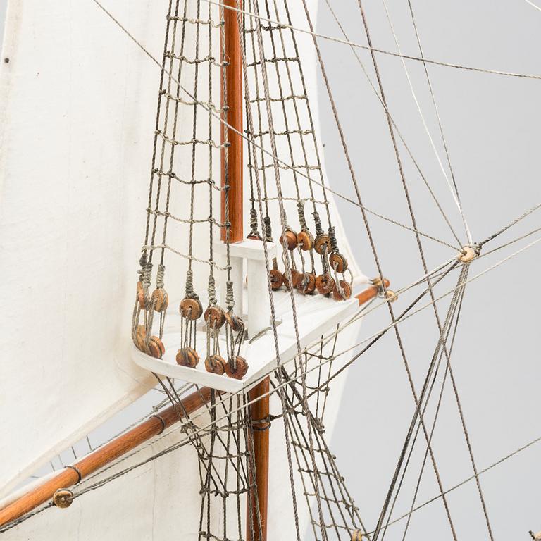 Model ship, wood, "Gothenburg", late 20th century,